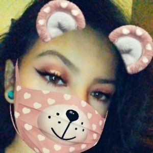 Meet your Posher, Raylynn